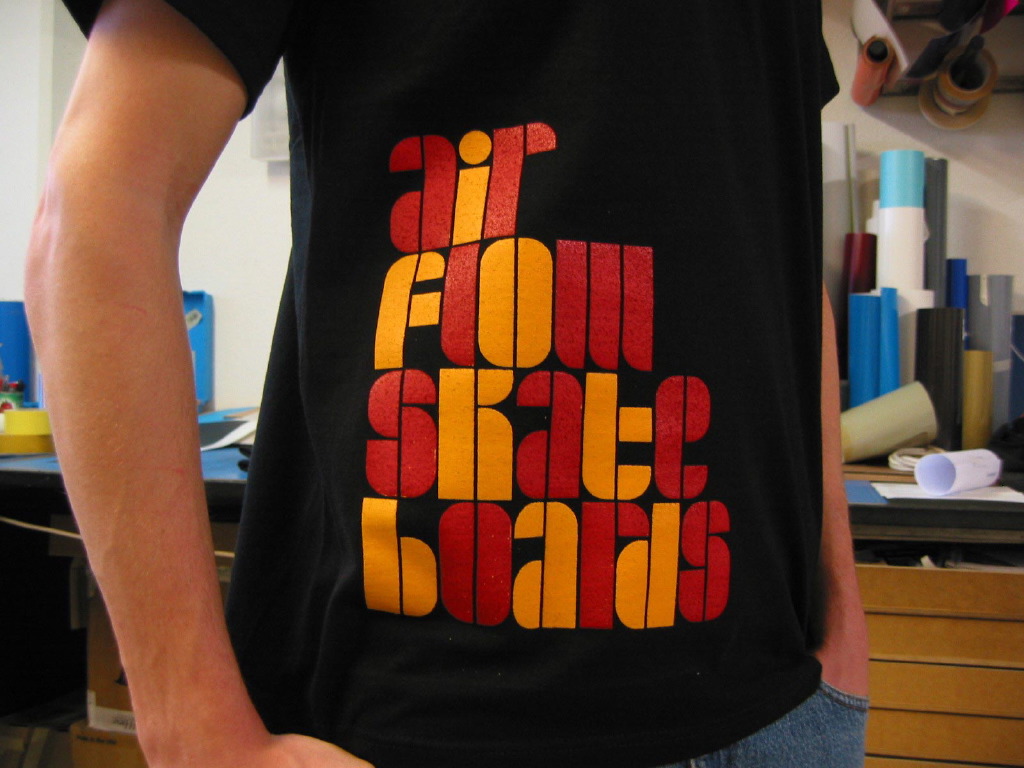 Chris Hart Gmbh Siebdruck Direktdruck Kleider: Airflow-Shirt