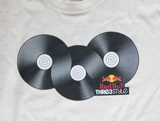 Chris Hart Gmbh Siebdruck Direktdruck Kleider: Red Bull Treestyle